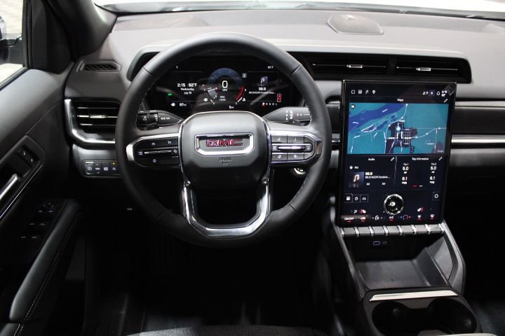 New 2026 GMC Terrain Elevation w/ Technology Package II image 30