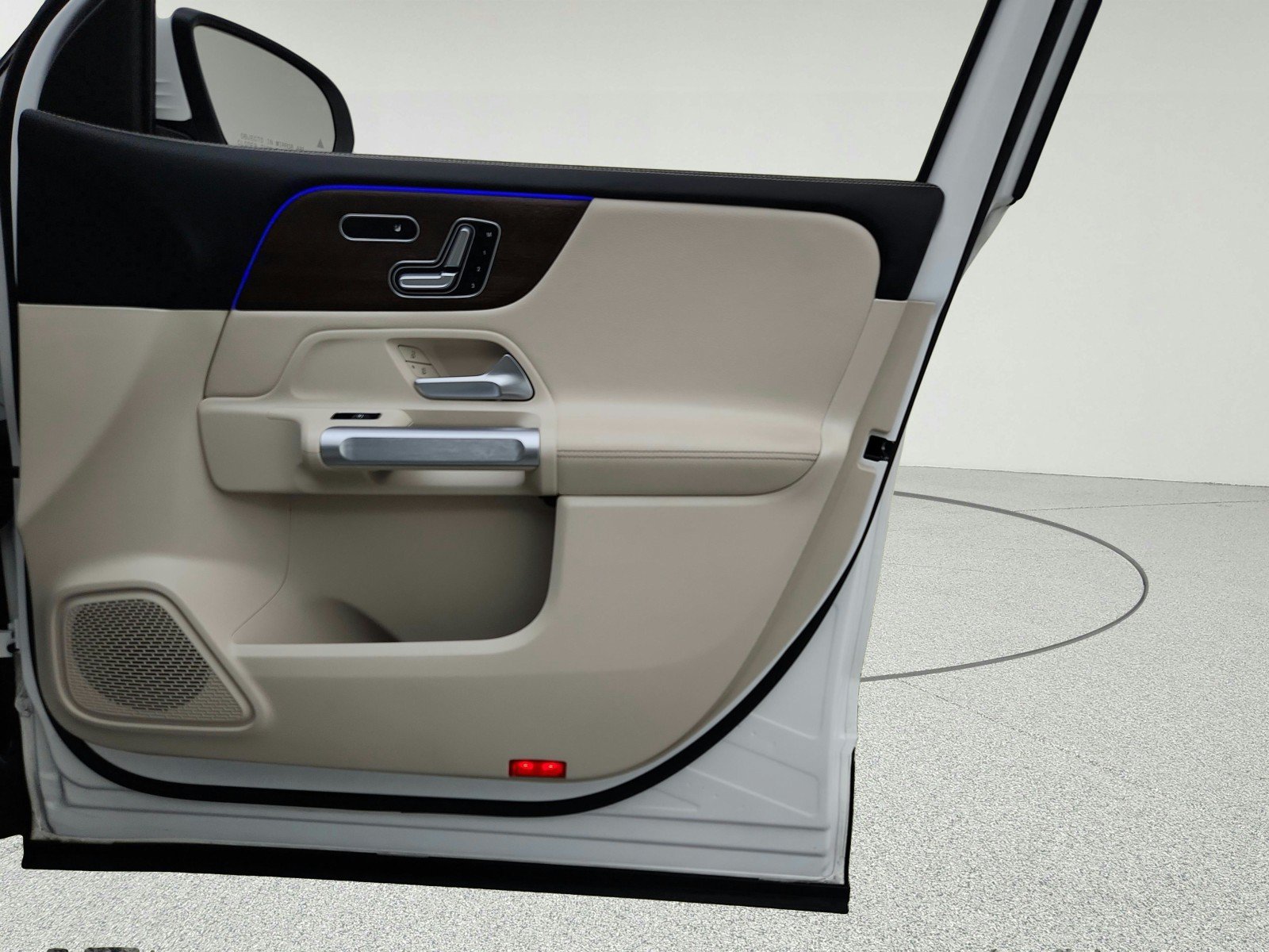 Certified 2023 Mercedes-Benz GLB 250 image 27