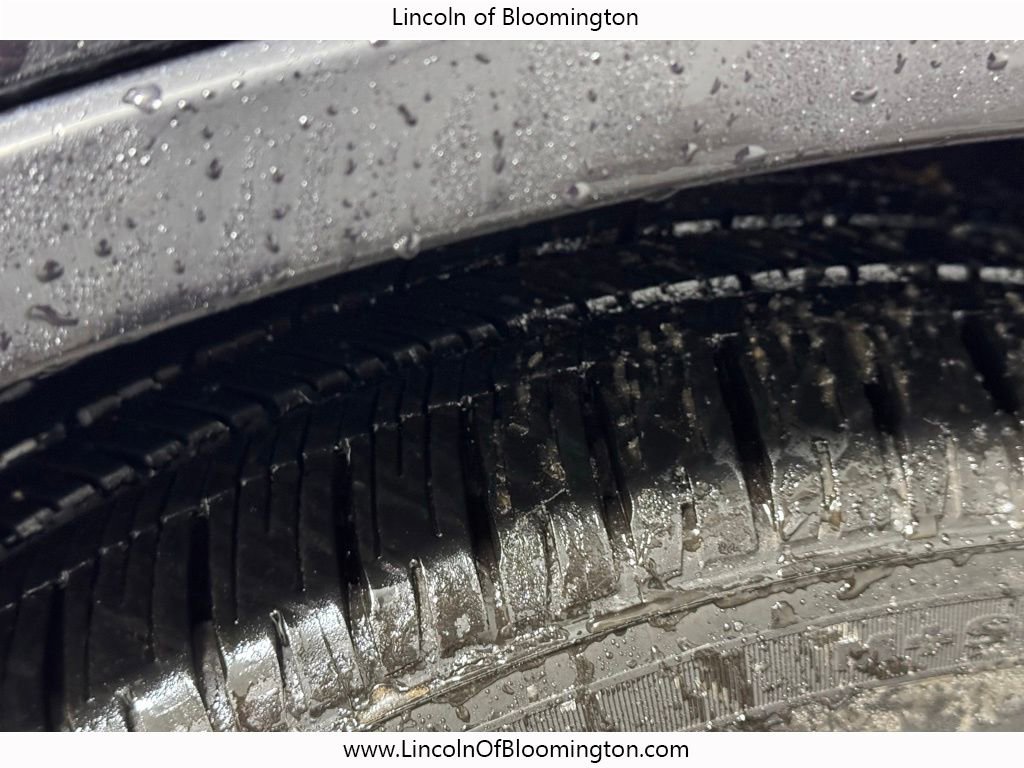 Certified 2025 Lincoln Aviator Black Label w/ Jet Appearance Package image 14