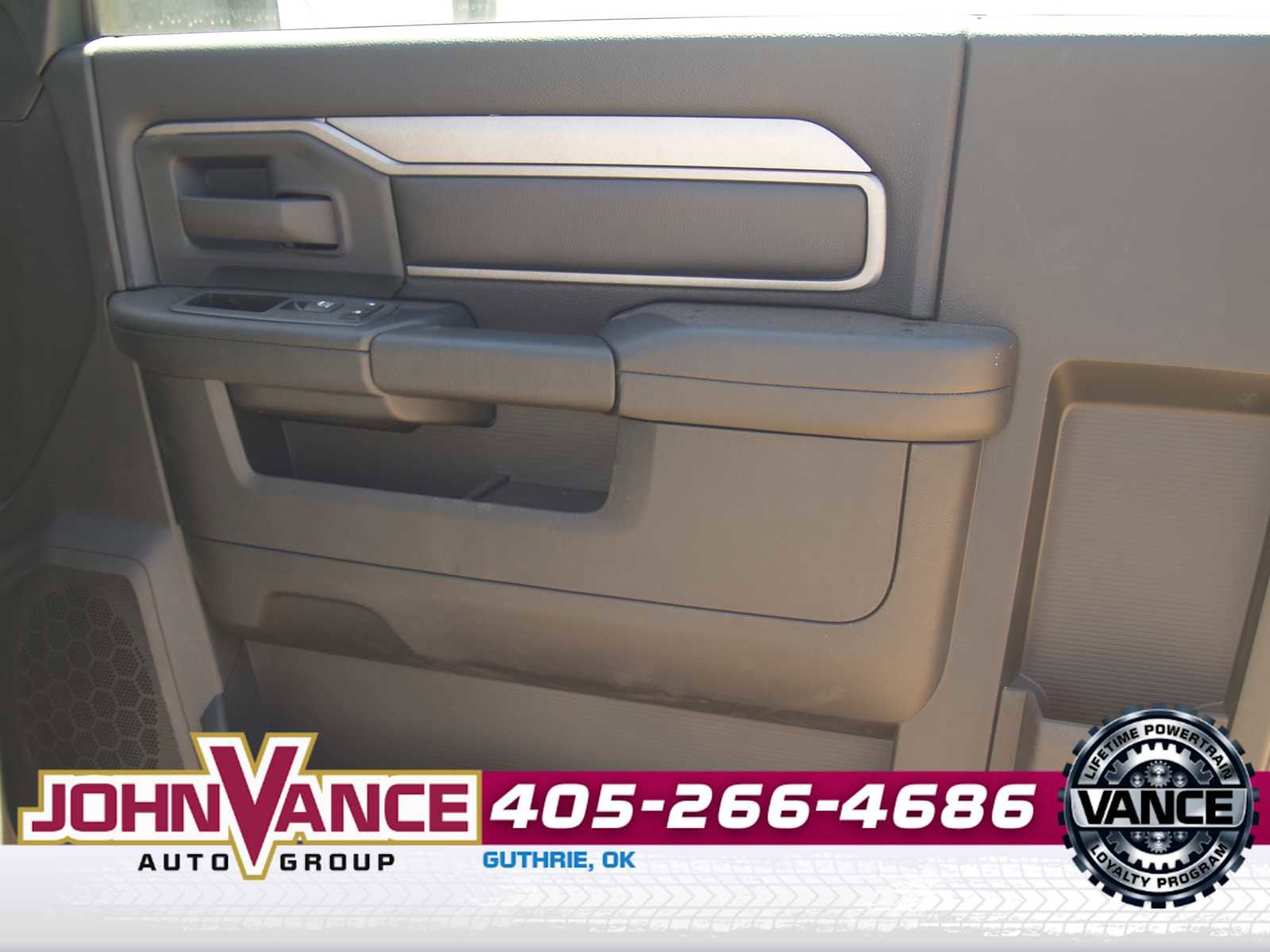 Used 2024 RAM 3500 Tradesman image 13