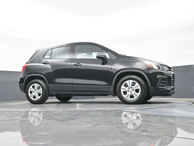 Used 2017 Chevrolet Trax LS FWD image 49