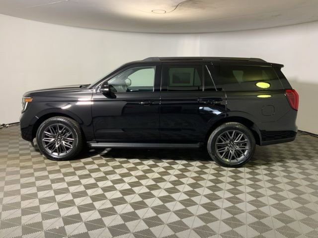 New 2026 Ford Expedition Platinum w/ Stealth Appearance Package image 12