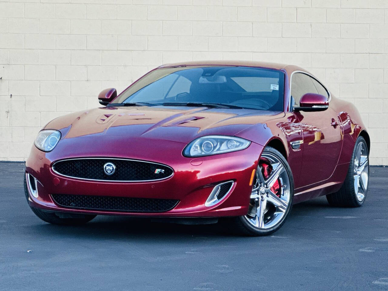 Used 2013 Jaguar XKR R RWD image 4