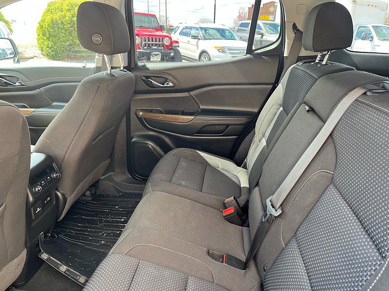 Used 2020 GMC Acadia SLE w/ Driver Convenience Package image 16