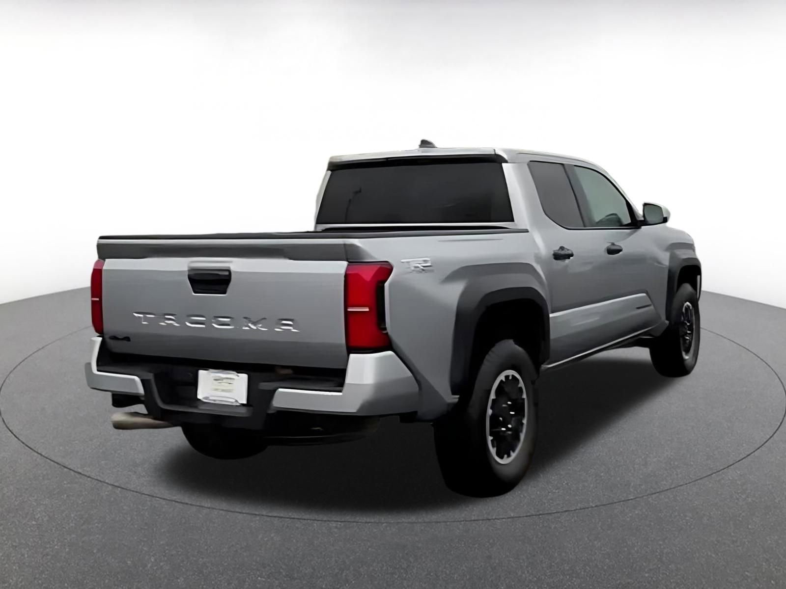 Used 2025 Toyota Tacoma TRD Off-Road image 14