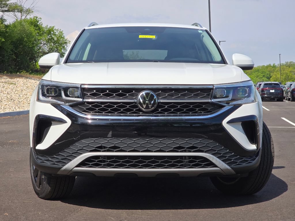 Certified 2024 Volkswagen Taos SEL AWD/4WD image 21
