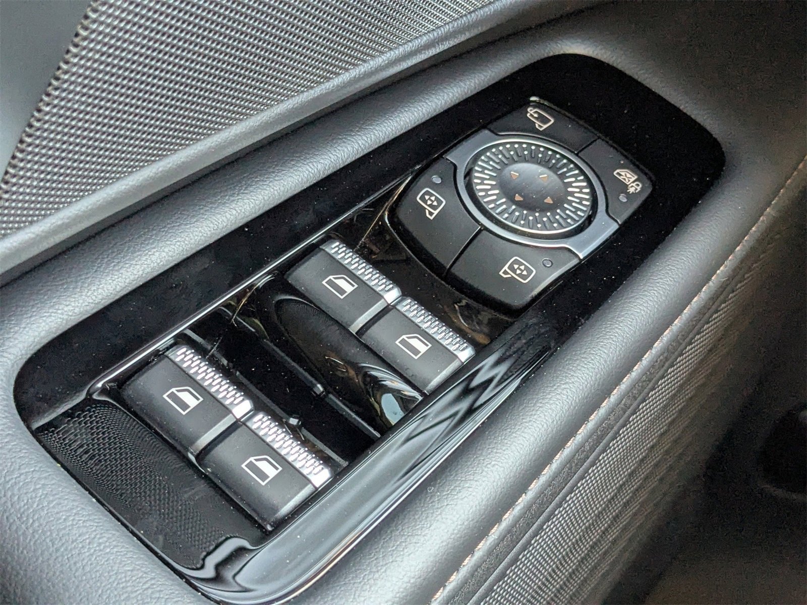 Used 2024 Lincoln Nautilus Reserve w/ Jet Appearance Package (87T) image 26