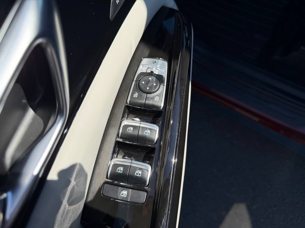 Used 2024 Kia Carnival SX Prestige FWD image 14