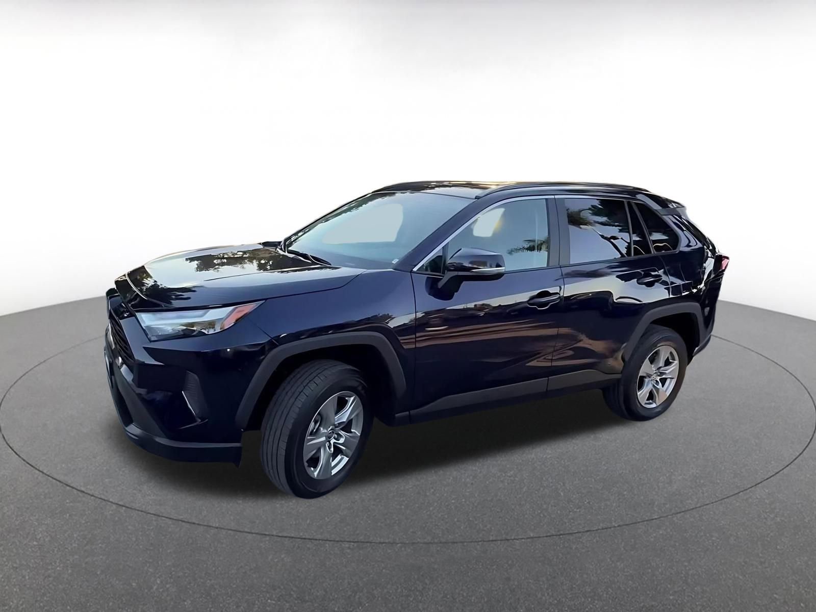 Used 2025 Toyota RAV4 XLE image 8