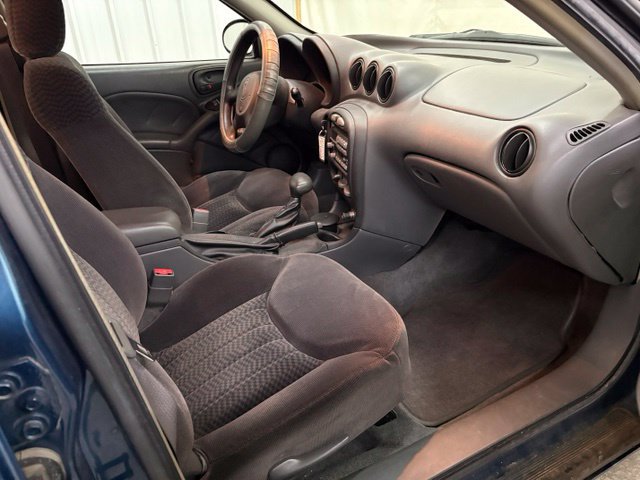 Used 2002 Pontiac Grand Am SE w/ Solid Value Appearance Pkg FWD image 14