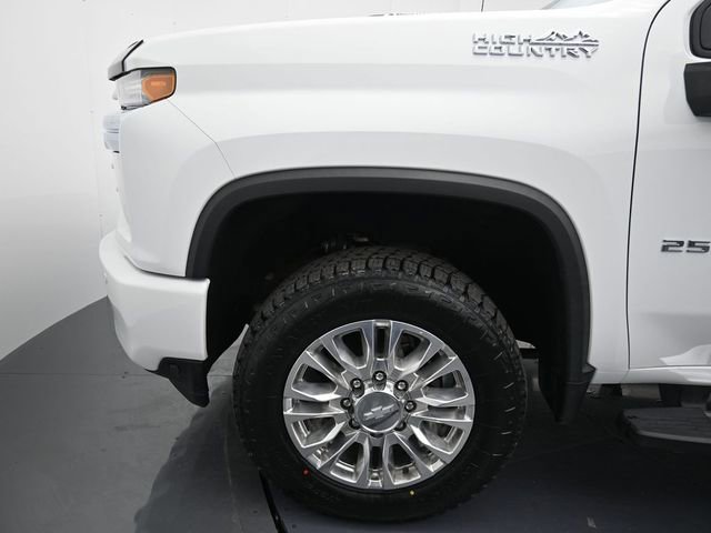 Used 2020 Chevrolet Silverado 2500 High Country w/ Z71 Off-Road Package image 11