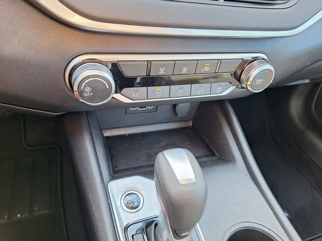 Used 2025 Nissan Altima 2.5 S image 16