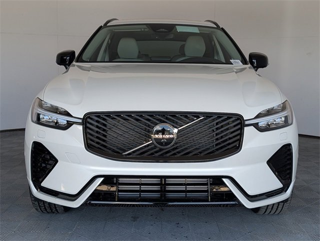 New 2026 Volvo XC60 T8 Ultra w/ Protection Package Premier image 3
