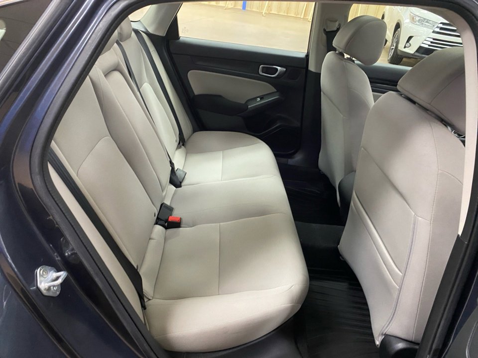 Certified 2023 Honda Civic EX image 29