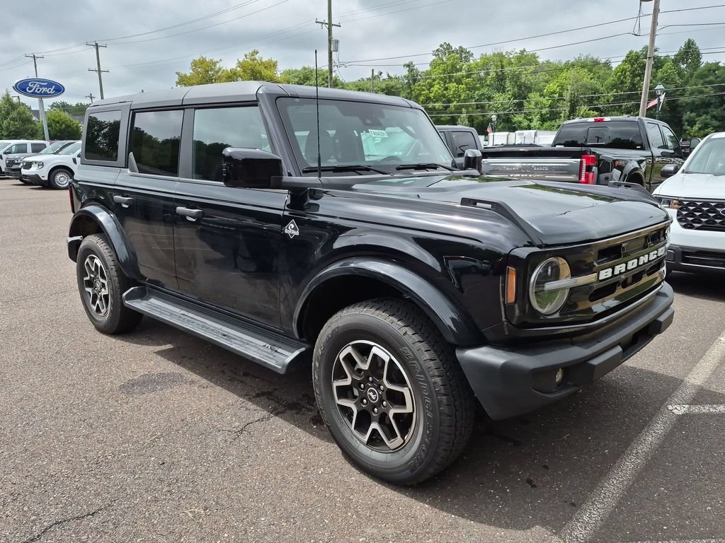New 2026 Ford Bronco Outer Banks AWD/4WD image 4