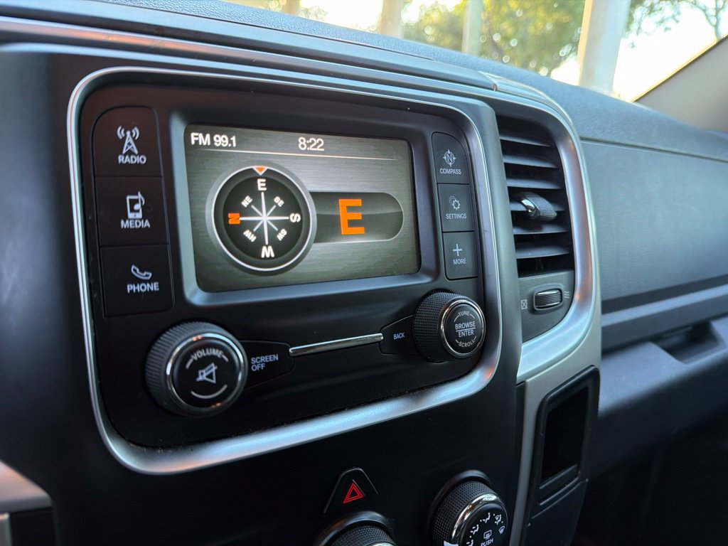 Used 2019 RAM 1500 Classic SLT AWD/4WD image 9