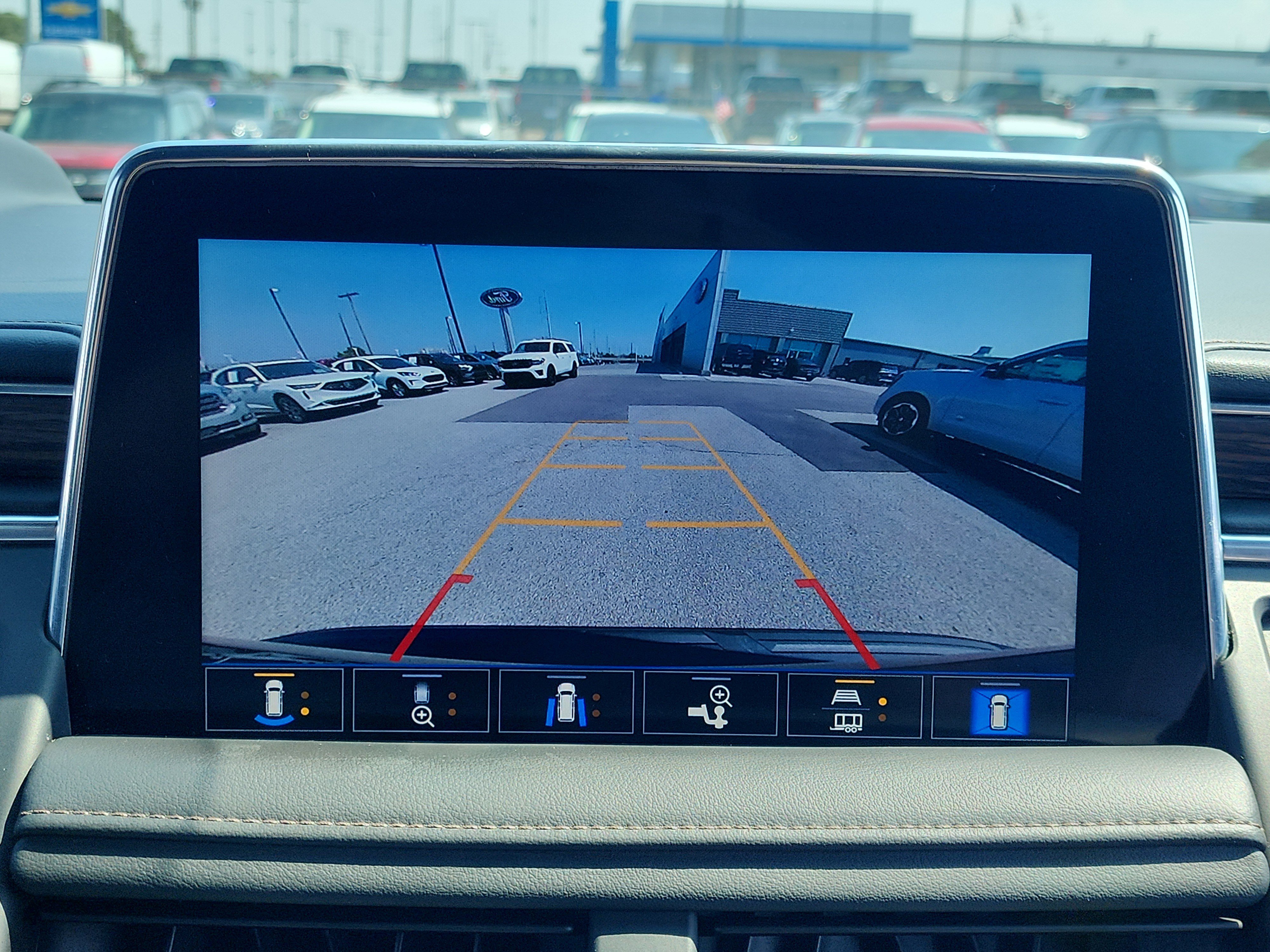 Used 2021 Chevrolet Tahoe High Country image 25