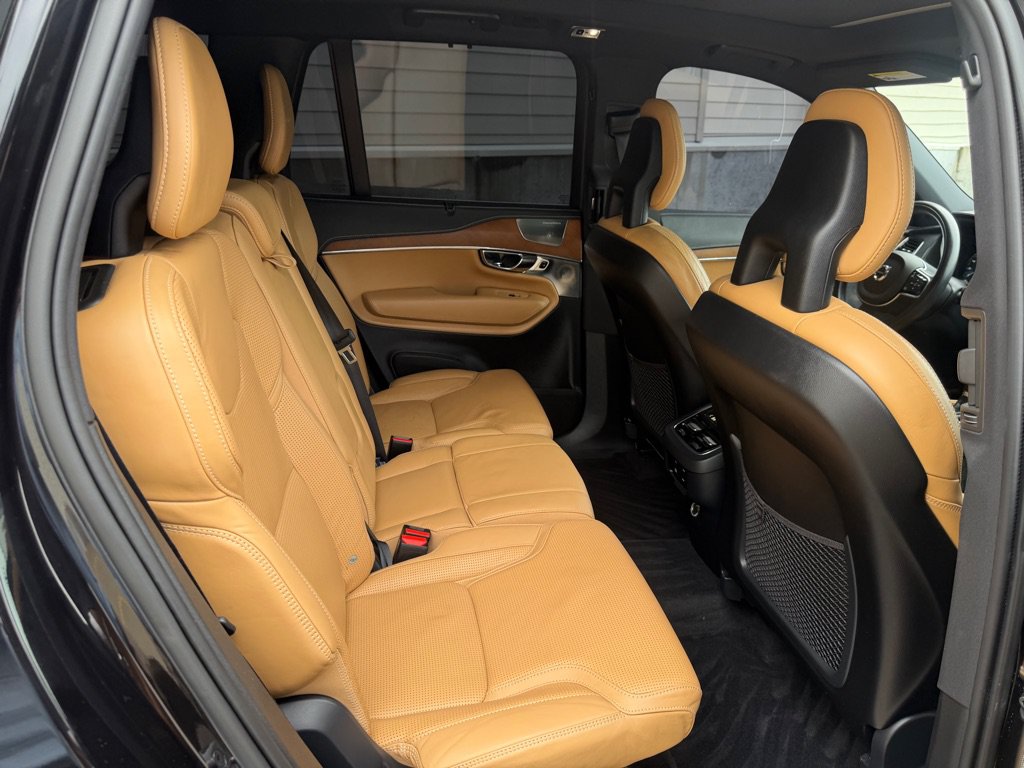 Used 2016 Volvo XC90 T6 AWD/4WD image 27