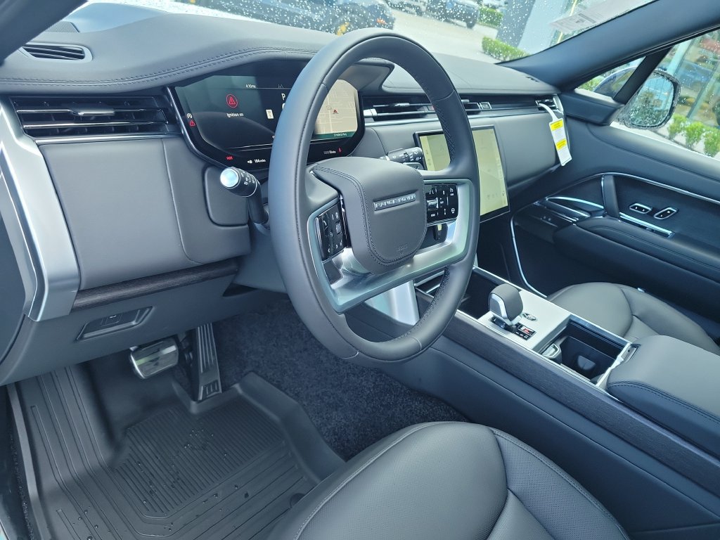 New 2026 Land Rover Range Rover Long Wheelbase SE AWD/4WD image 25