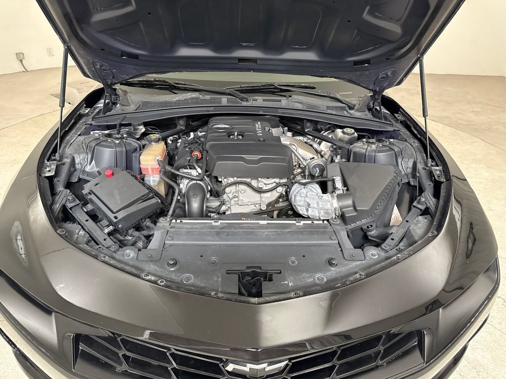 Used 2021 Chevrolet Camaro LT RWD image 18