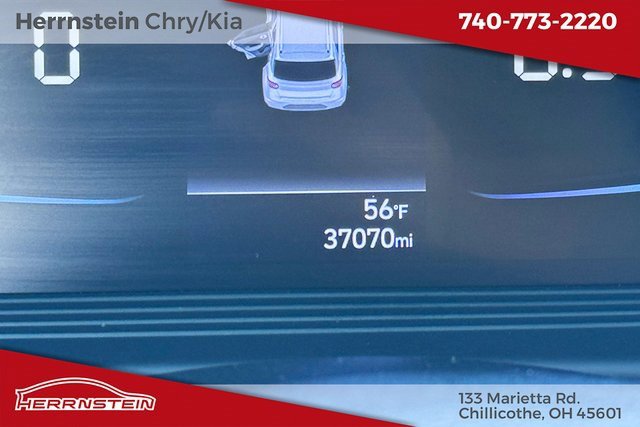 Used 2024 Hyundai Venue SEL image 7