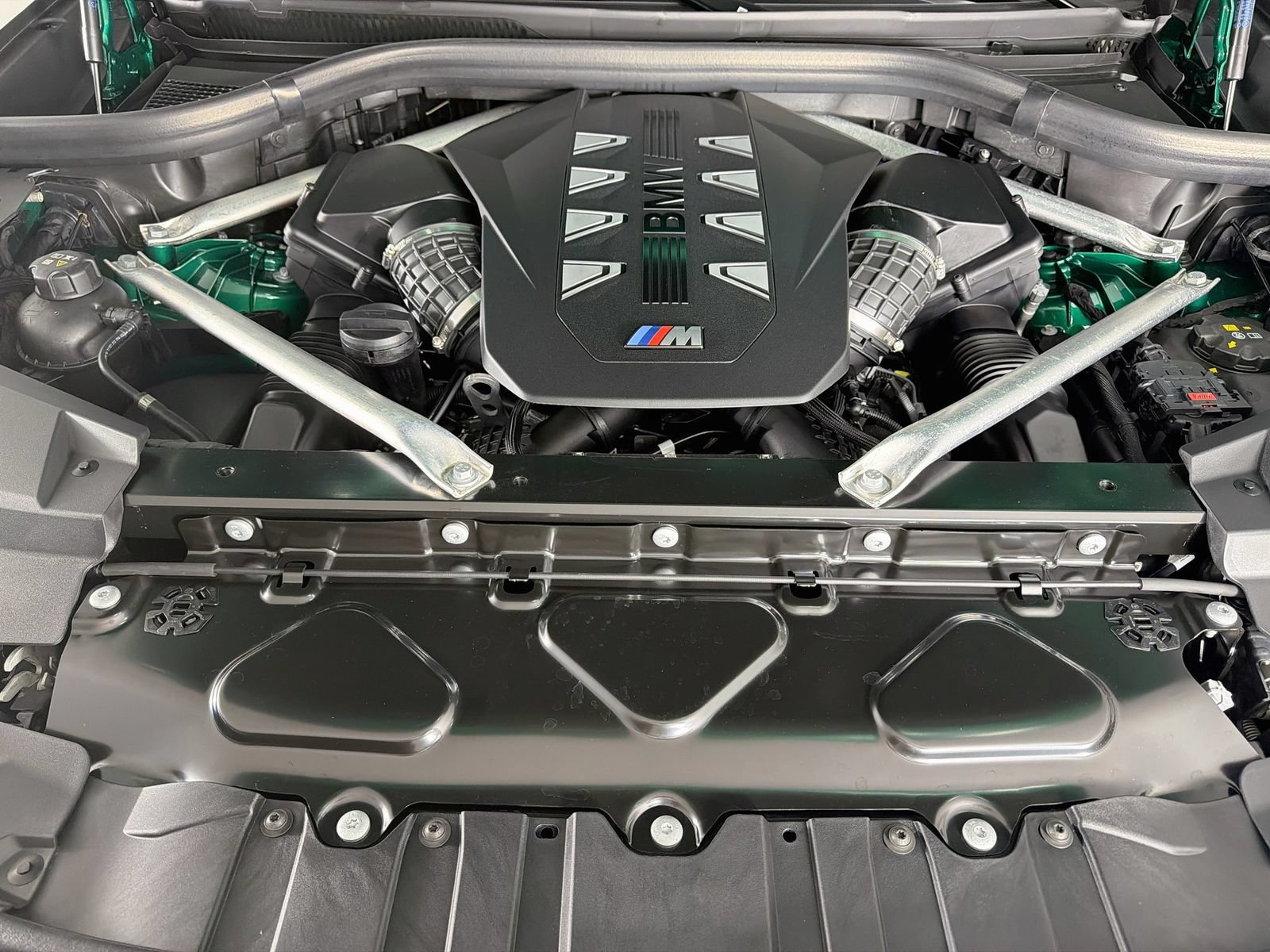 Used 2027 BMW X6 M60i AWD/4WD image 32