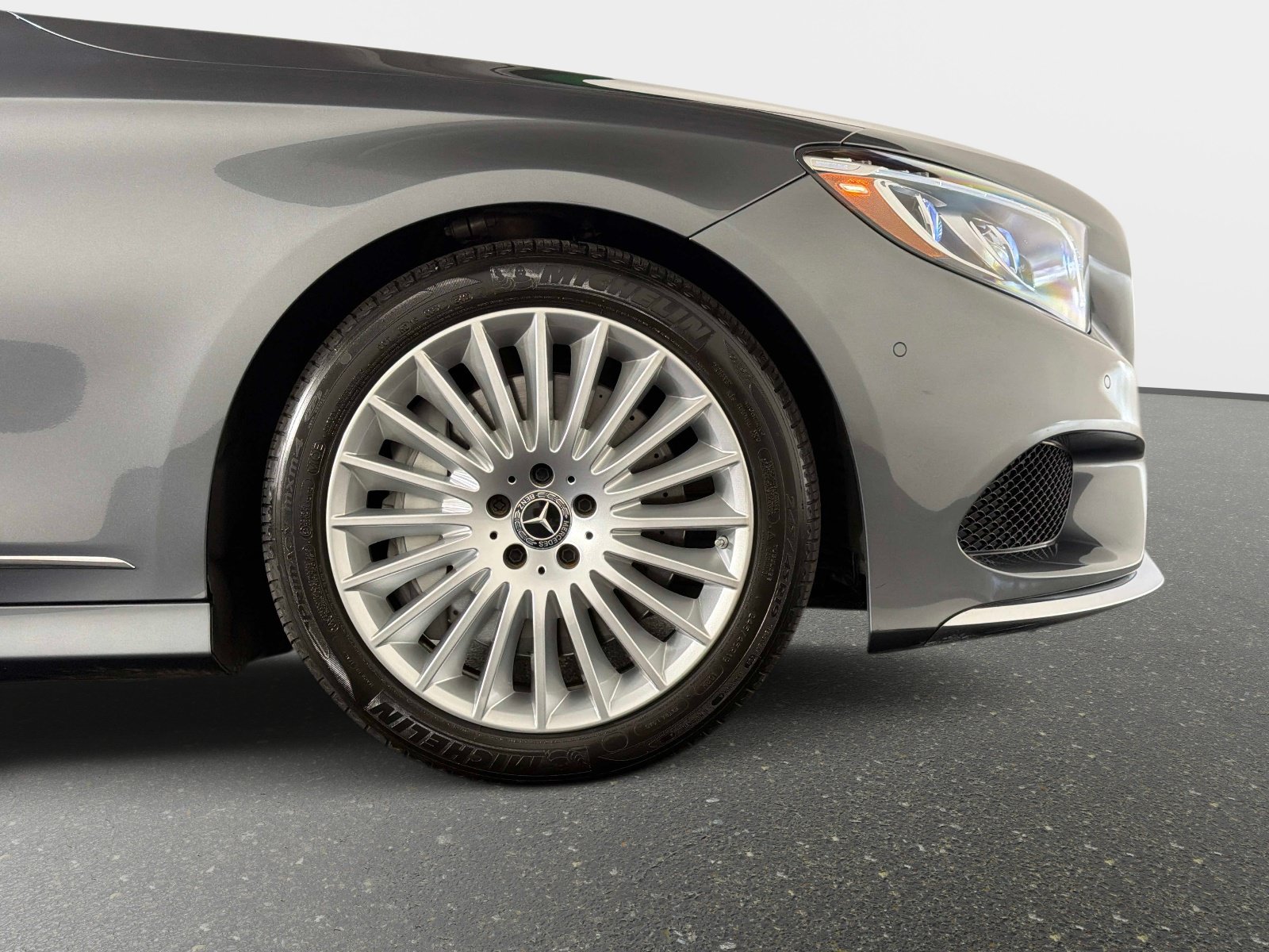 Used 2020 Mercedes-Benz S 560 Cabriolet image 22