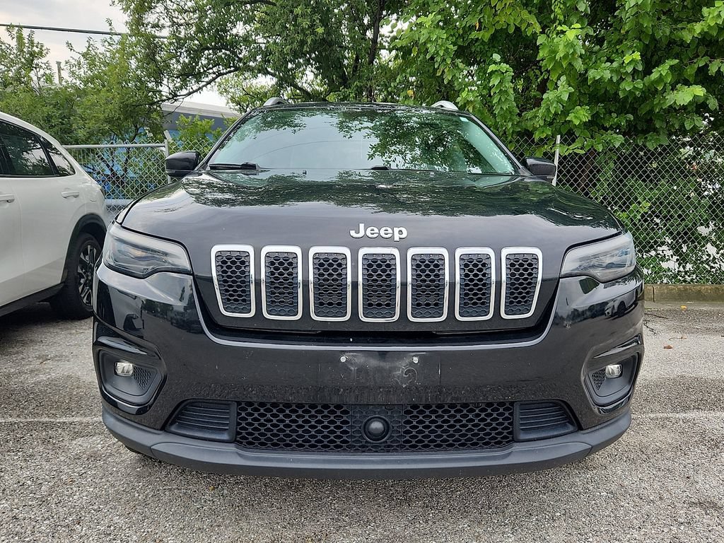 Used 2021 Jeep Cherokee Latitude Lux w/ Comfort/Convenience Group AWD/4WD image 2