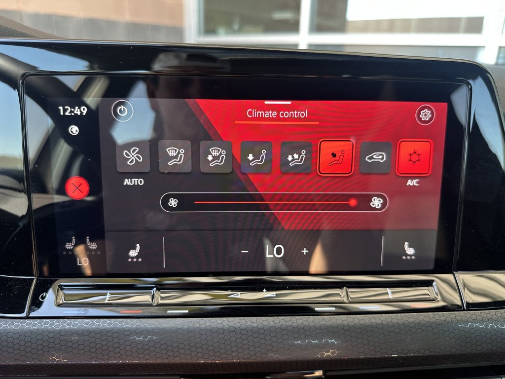 Used 2024 Volkswagen GTI SE image 27