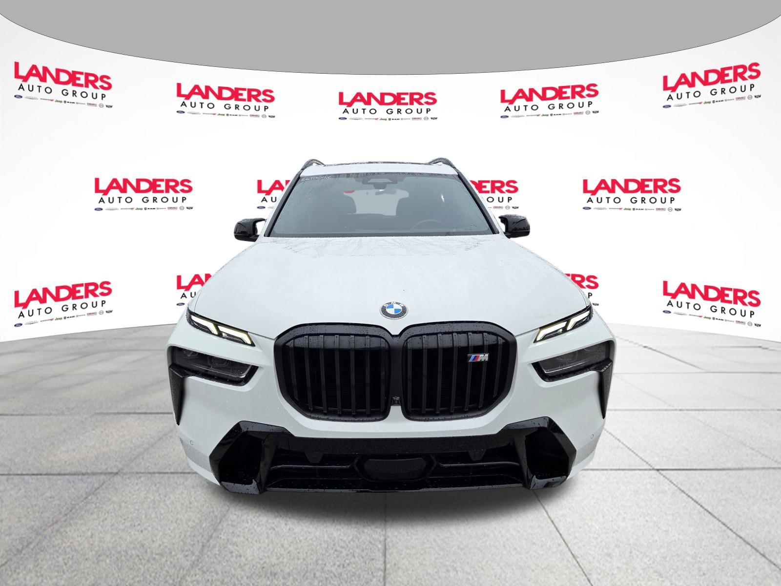 Used 2023 BMW X7 M60i w/ Executive Package image 8
