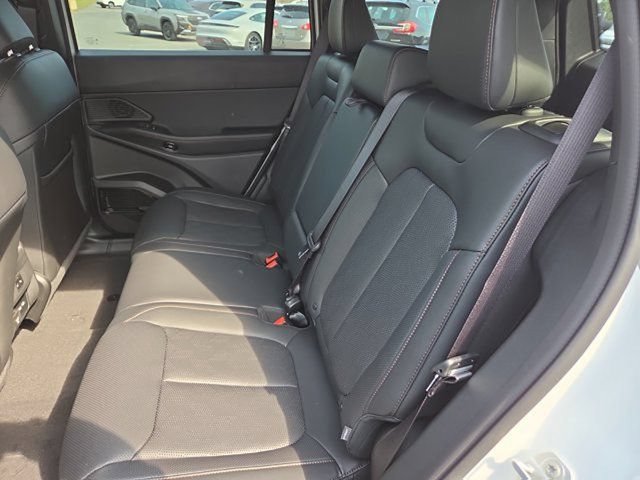 Used 2026 Jeep Cherokee Overland w/ Advanced Pro Tech Group AWD/4WD image 15