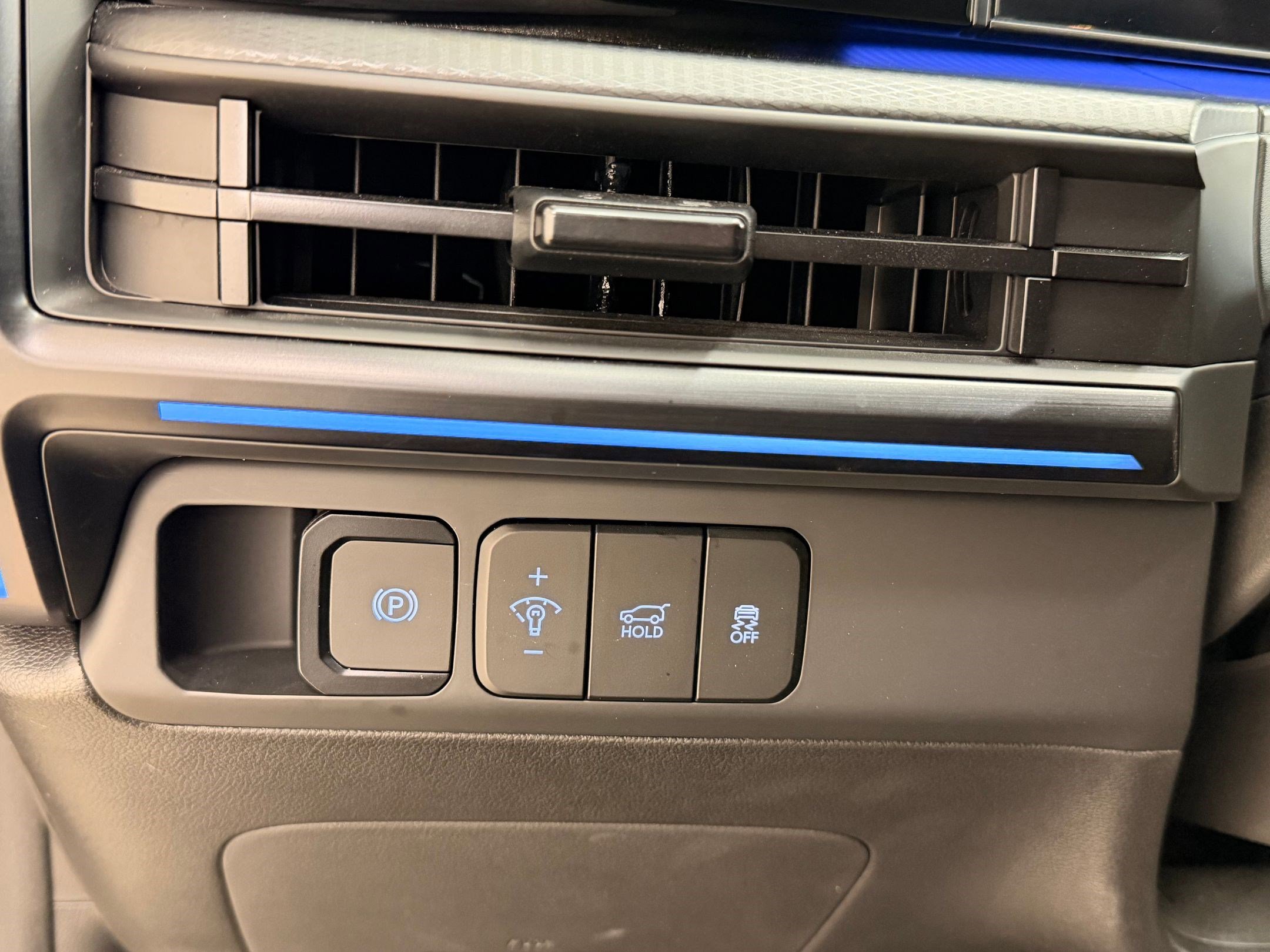 Used 2024 Hyundai Santa Fe Calligraphy image 25