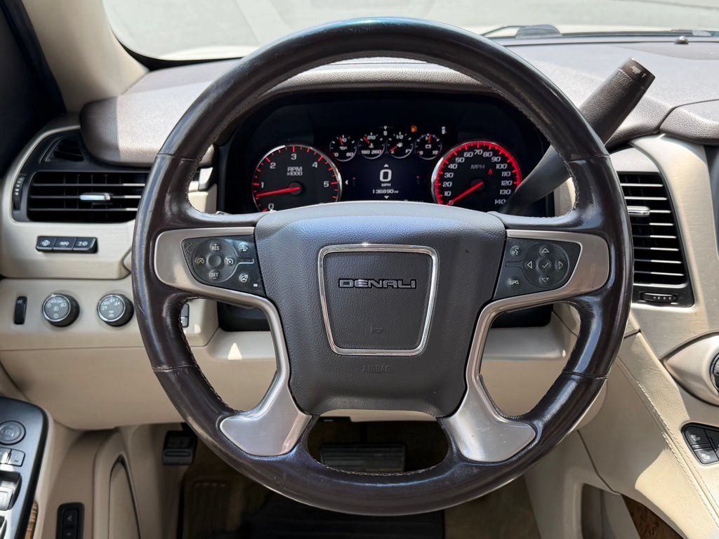 Used 2015 GMC Yukon XL Denali w/ Premium Package AWD/4WD image 45