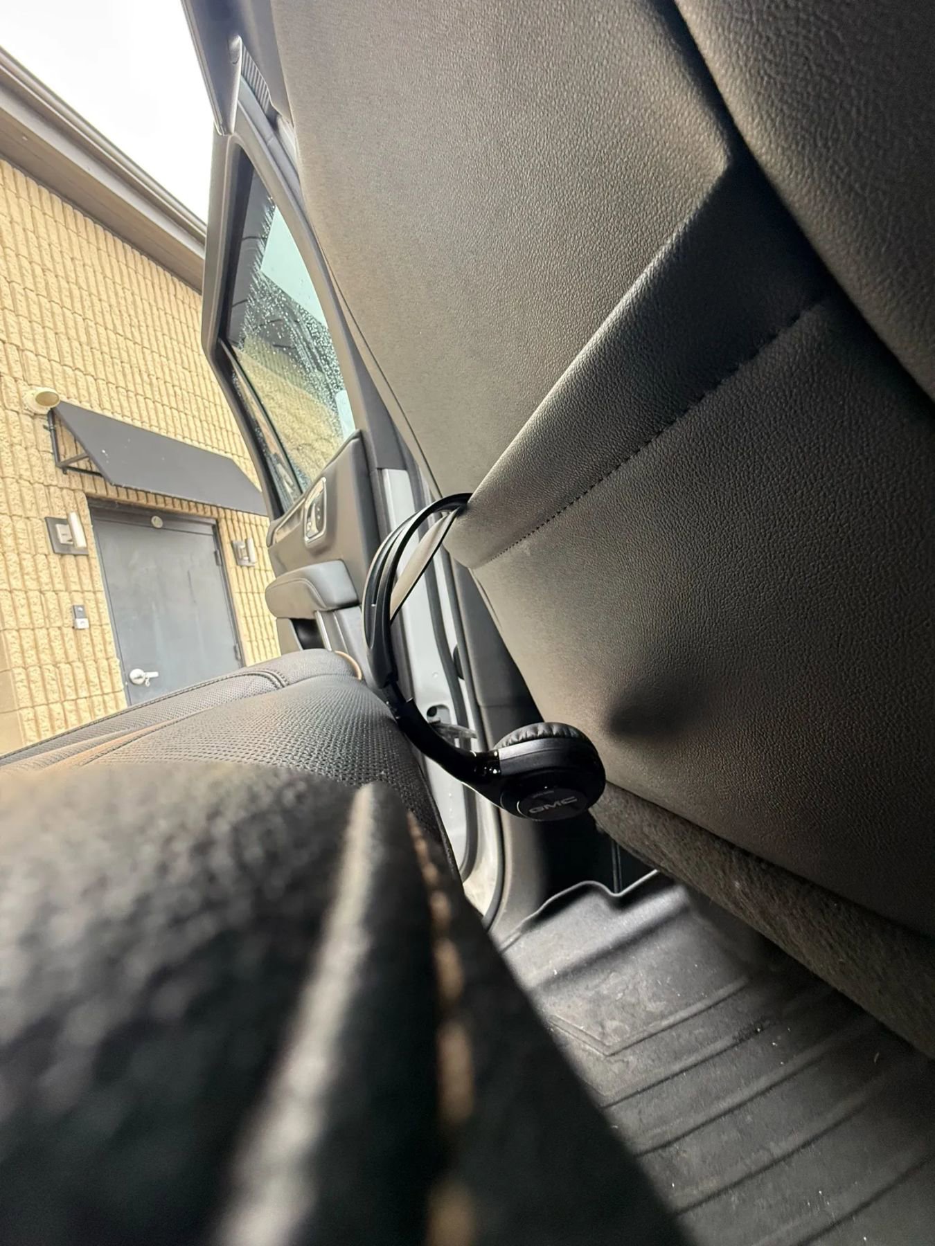 Used 2021 GMC Yukon AT4 w/ AT4 Premium Package image 53