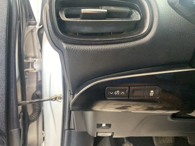 Used 2016 Toyota Prius Two FWD image 13
