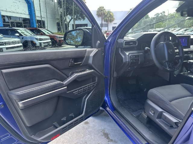 Used 2025 Toyota Tacoma SR5 RWD image 22