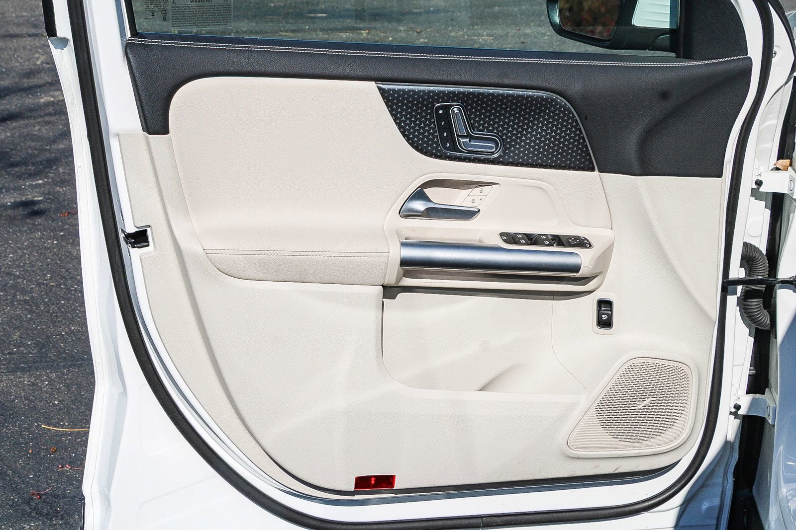 Certified 2025 Mercedes-Benz GLA 250 image 19