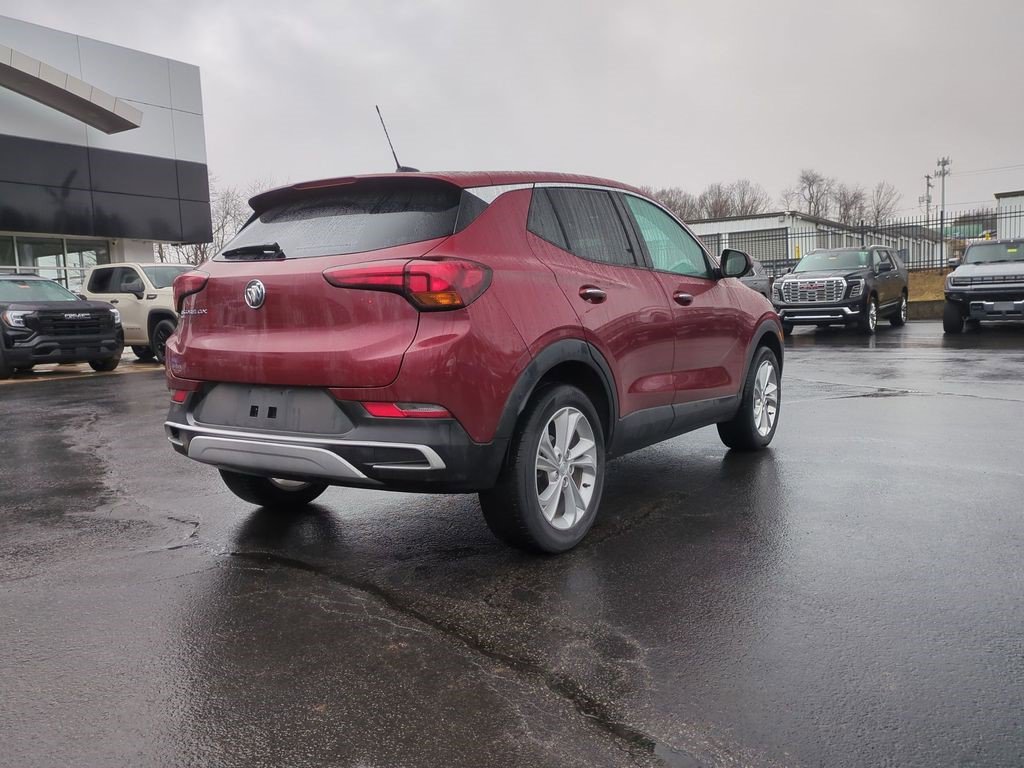 Certified 2022 Buick Encore GX Preferred w/ Cold Weather Comfort Package AWD/4WD image 5