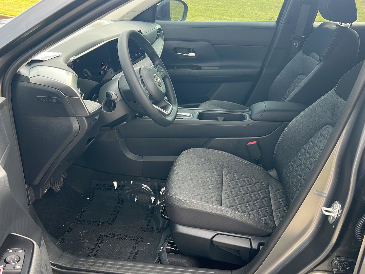 New 2026 Nissan Kicks SV FWD image 10