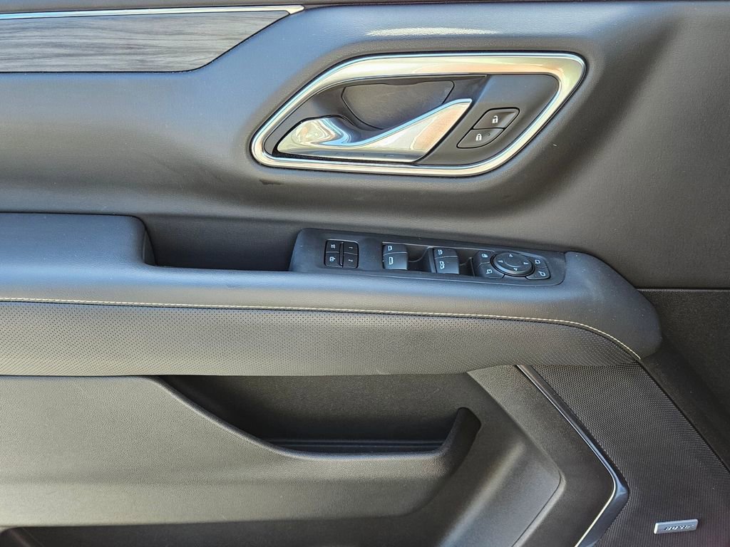 Used 2021 GMC Yukon SLT w/ SLT Premium Package image 33