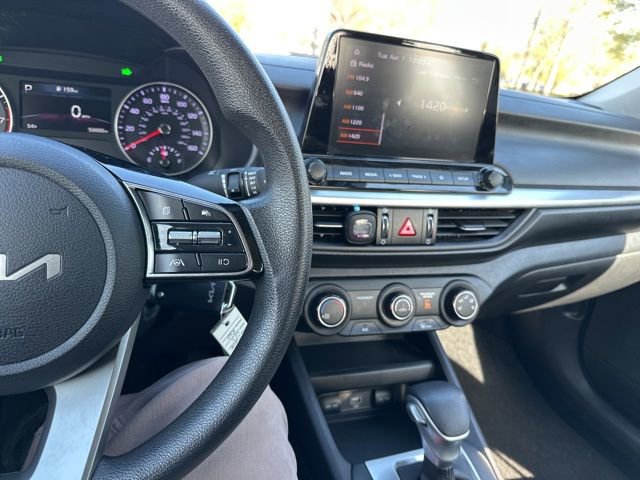 Certified 2022 Kia Forte LXS FWD image 38