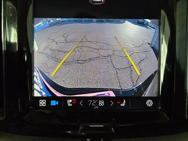 Used 2023 Volvo XC60 T8 Ultimate image 14