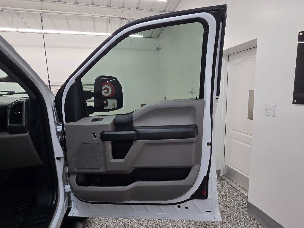 Used 2022 Ford F250 XL w/ STX Appearance Package AWD/4WD image 26