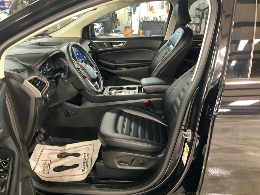 Used 2023 Ford Edge SEL w/ Convenience Package image 10