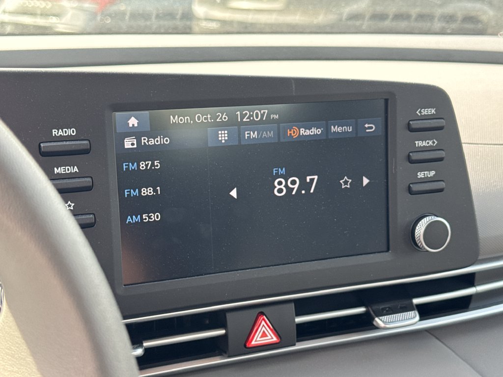 Used 2026 Hyundai Elantra SE FWD image 17