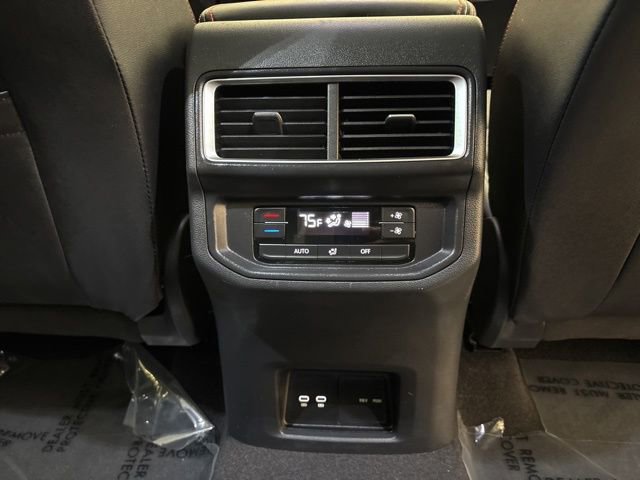 Certified 2025 Volkswagen Atlas Peak Edition SE image 28