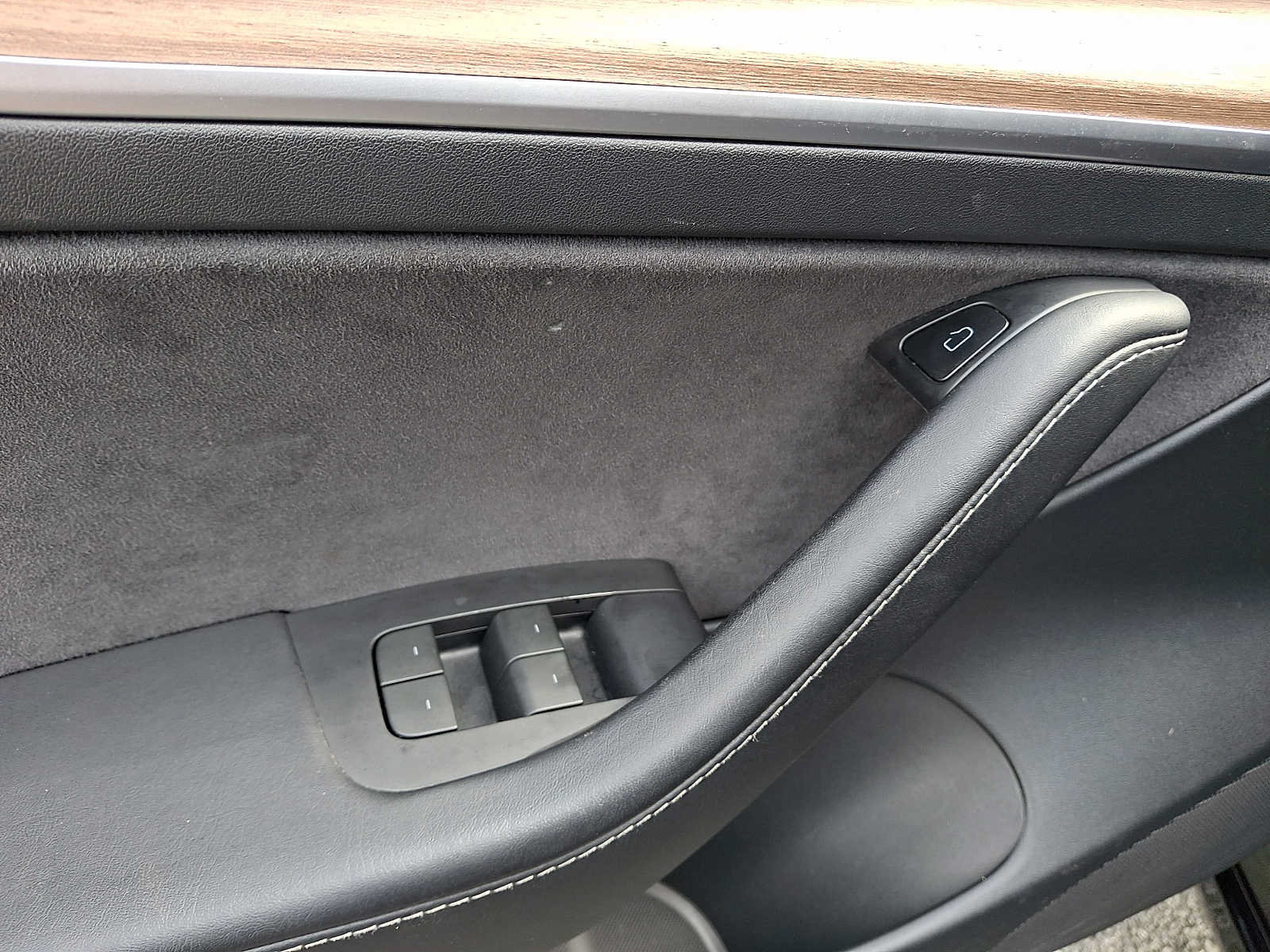 Used 2023 Tesla Model 3 Standard Range RWD image 13