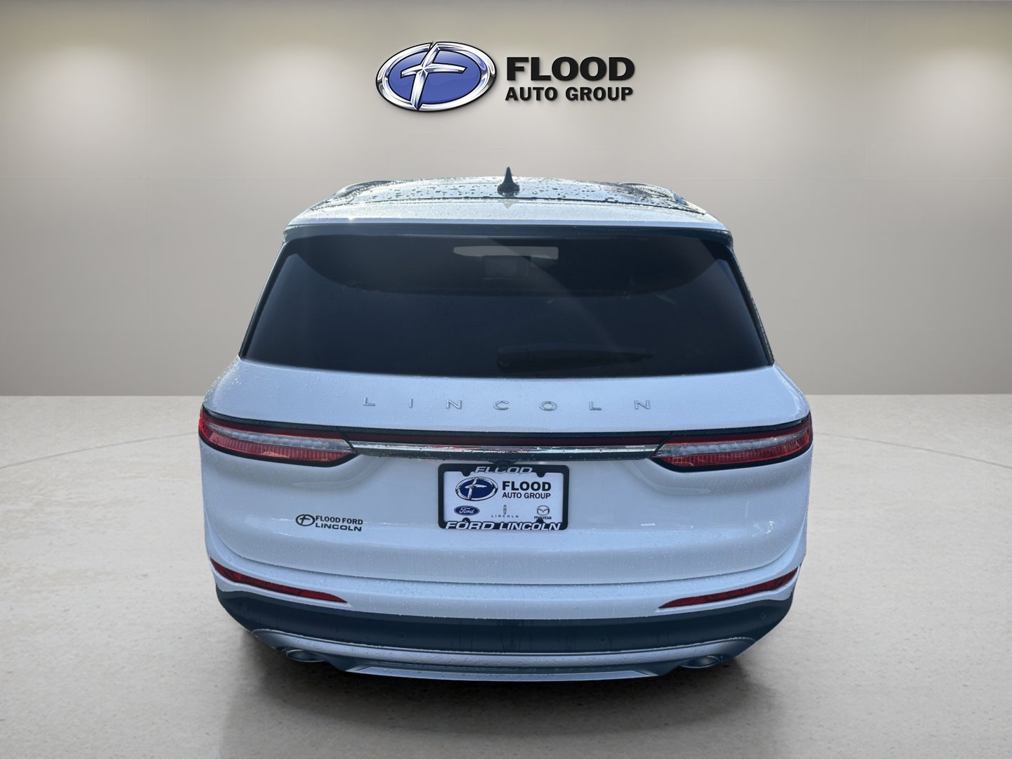 Used 2025 Lincoln Corsair Premiere w/ Equipment Group 101A image 6