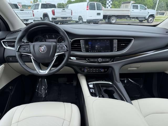 Used 2022 Buick Enclave Essence w/ Experience Buick Package AWD/4WD image 17