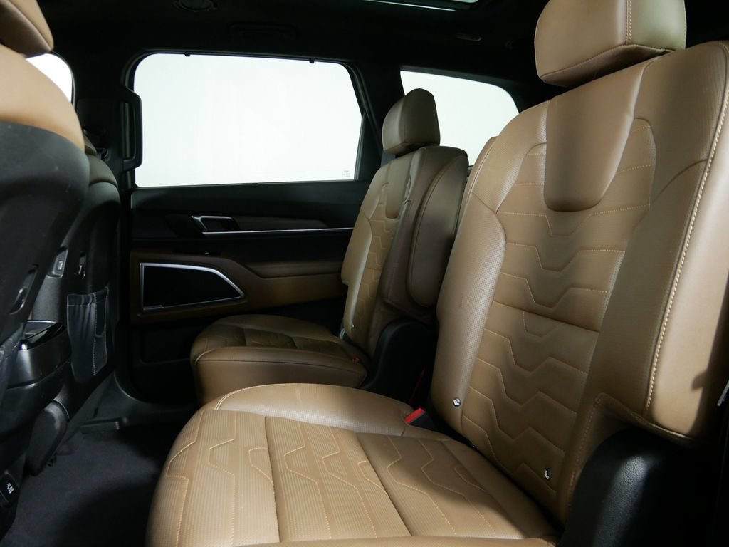 Used 2022 Kia Telluride SX w/ SX Prestige Package AWD/4WD image 18